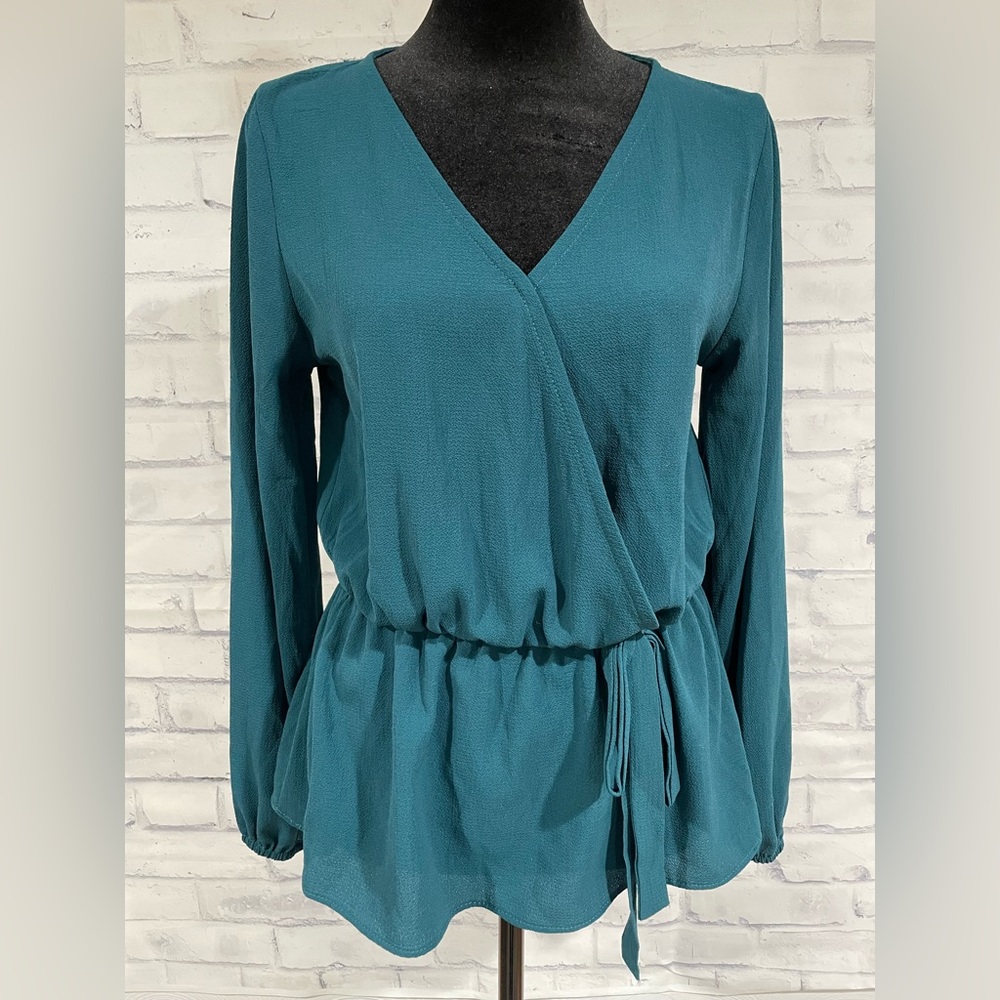 EUC Charming Charlie Women’s Small Dark Green Long Sleeve Blouse
